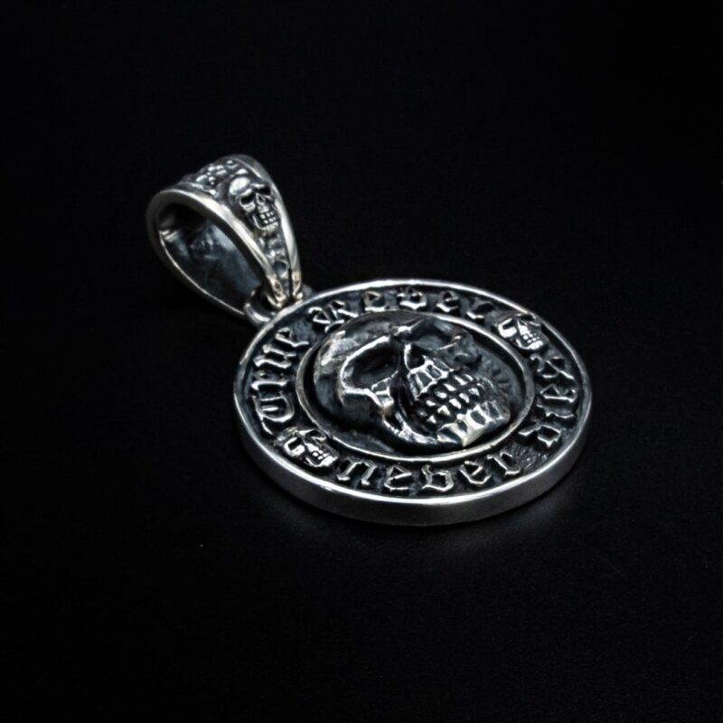 Anhänger Totenkopf Medallion – Bild 3